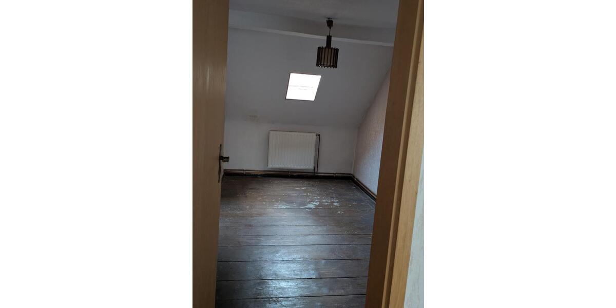 Reihenhaus Bad Langensalza - 5 Zimmer, 110 m&sup2;, 95.000&euro; | Angebot:26592114
