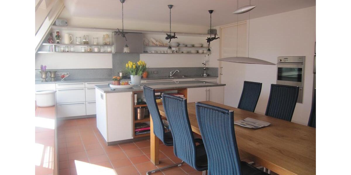 Einfamilienhaus Ettlingen - 6 Zimmer, 250 m&sup2;, 2.350&euro; | Angebot:26688722