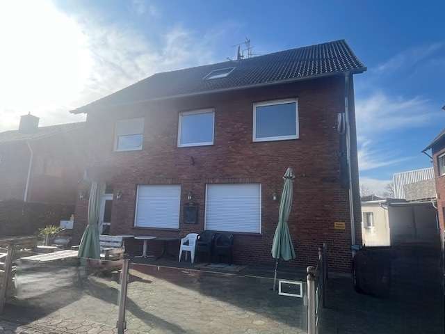 Haus zum Kaufen in Rheine 389.000 € 246 m²