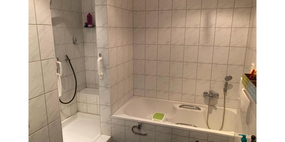 Einfamilienhaus Marktredwitz - 5 Zimmer, 150 m&sup2;, 340.000&euro; | Angebot:27155599
