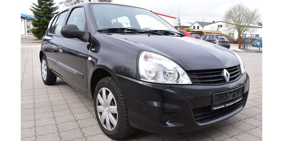 Renault Clio 160.000 km 2.490 &euro; Gettorf 24214