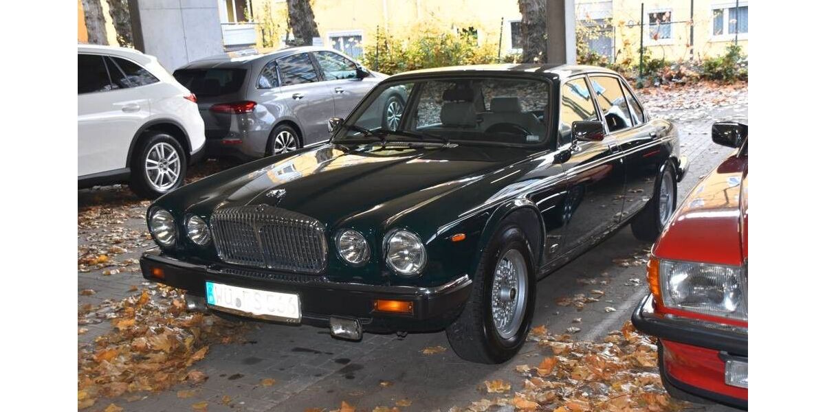 Jaguar XJ12 53.500 km 35.000 &euro; Würzburg 97070
