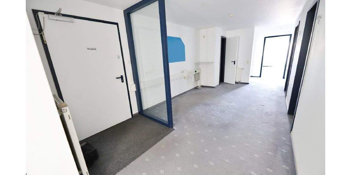 Gewerbeobjekt Lage - 8 Zimmer, 379.900&euro; | Angebot:24824017