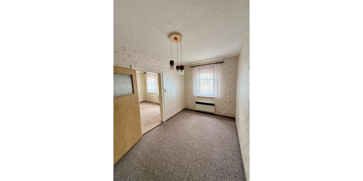 Erdgeschoßwohnung Greußen - 4 Zimmer, 60 m&sup2;, 47.500&euro; | Angebot:27020772