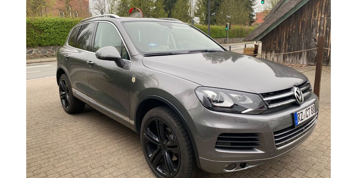 VW Touareg 212.000 km 17.600 € Lübeck 23552