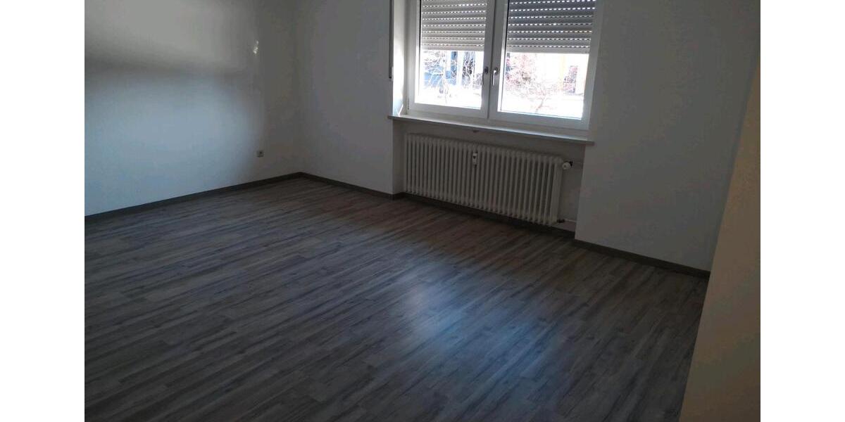 Etagenwohnung Langdorf - 3.5 Zimmer, 120 m&sup2;, 850&euro; | Angebot:25362747