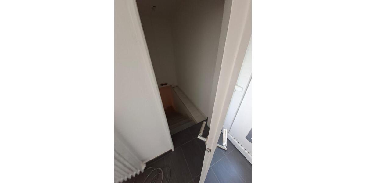Einfamilienhaus Schwalmstadt - 4 Zimmer, 120 m&sup2;, 1.250&euro; | Angebot:26354201