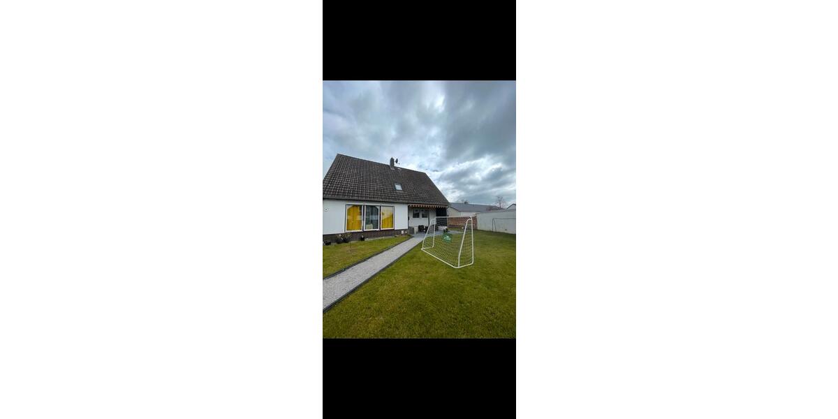 Einfamilienhaus Sarstedt - 5 Zimmer, 147 m&sup2;, 375.000&euro; | Angebot:26035264
