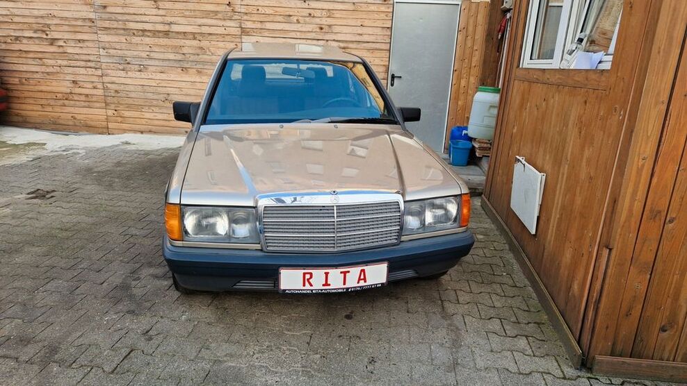 Mercedes-Benz 190 129.748 km 2.980 € Berlin 10627