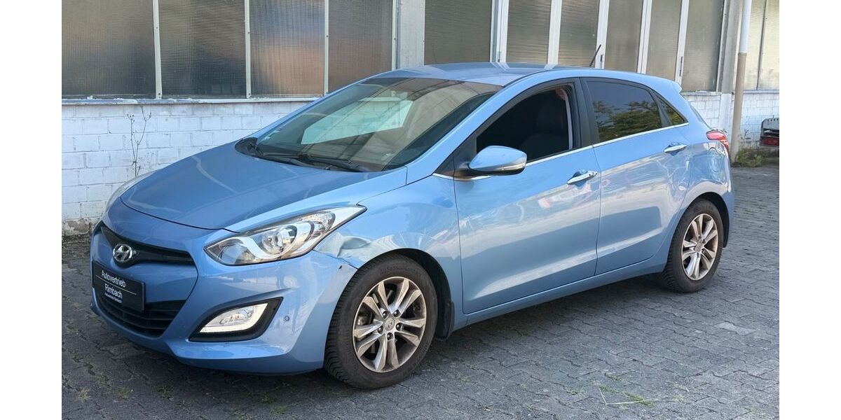 Hyundai i30 125.000 km 8.990 &euro; Rimbach 64668