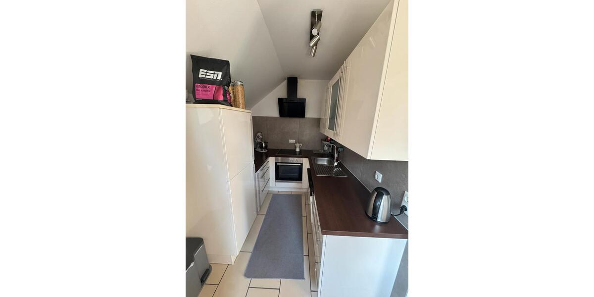 Dachgeschoßwohnung Düren Mariaweiler-Hoven - 3 Zimmer, 71 m&sup2;, 192.000&euro; | Angebot:27114755