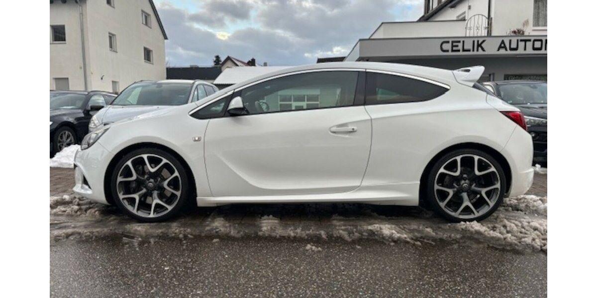Opel Astra J GTC OPC 209.000 km 8.990 &euro; Neckarsulm 74172