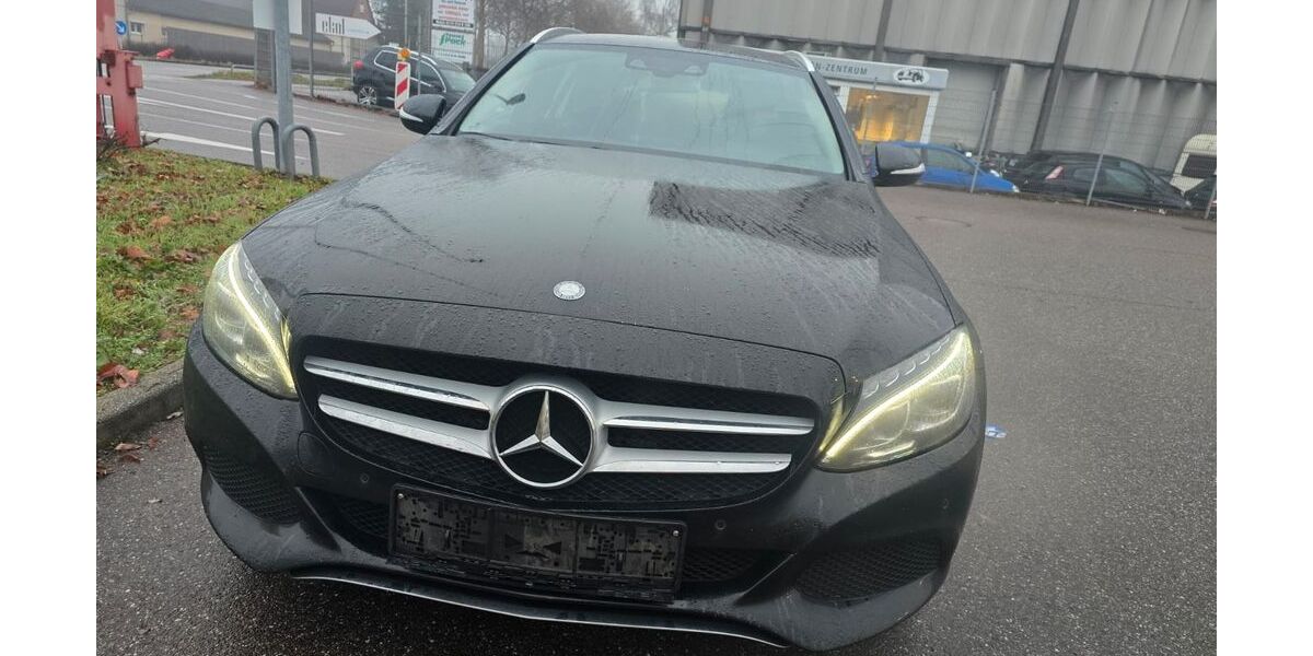 Mercedes-Benz C 250 385.990 km 7.400 &euro; Karlsruhe 76185