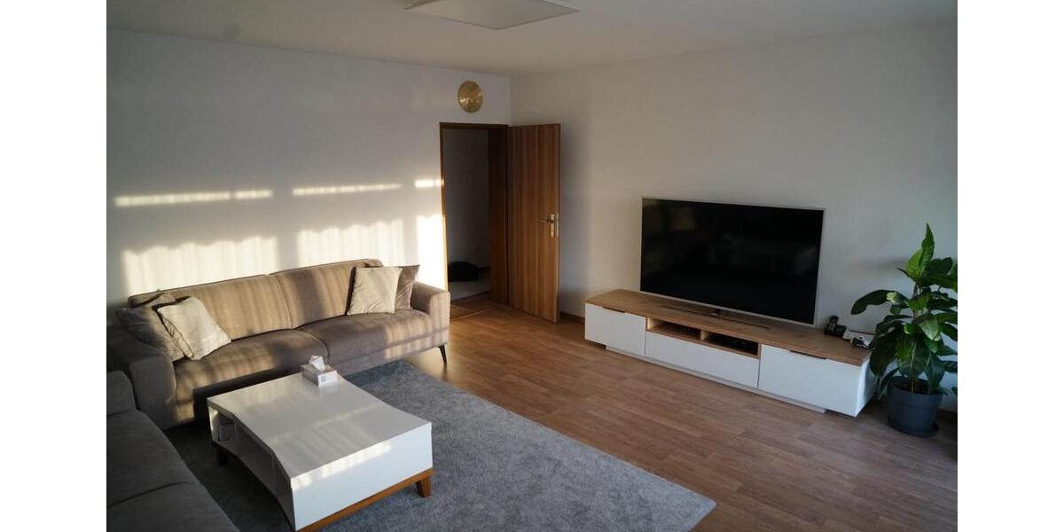 Dachgeschoßwohnung Siegburg - 4 Zimmer, 90 m&sup2;, 289.000&euro; | Angebot:27044150
