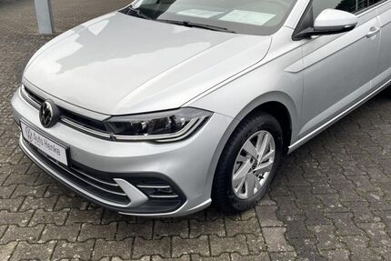 VW Polo 23.099 km 16.999 &euro; Büren 33142