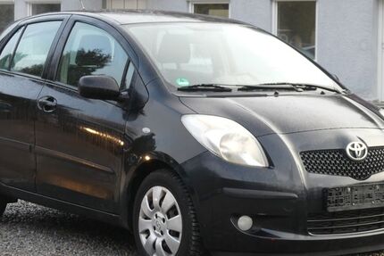 Toyota Yaris 56.152 km 5.990 &euro; ALTENSTEIG 72213