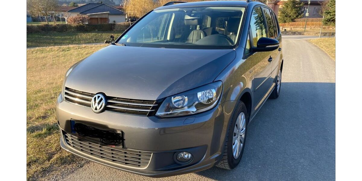 VW Touran 164.000 km 7.500 &euro; Dornburg-Camburg 07774