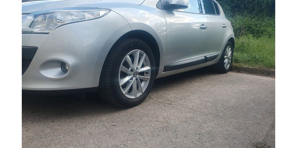 Renault Megane 116.459 km 4.999 &euro; Havelberg 39539