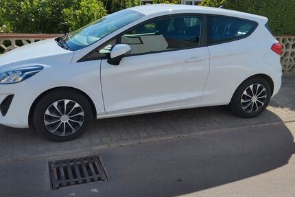 Ford Fiesta 79.000 km 8.100 &euro; Wiesenau 15295