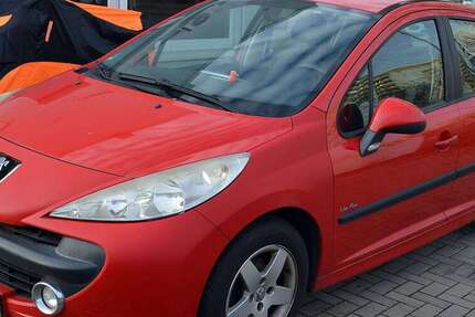 Peugeot 207 180.900 km 1.700 &euro; Berlin 12681