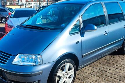 VW Sharan 302.542 km 2.500 &euro; Radeberg 01454