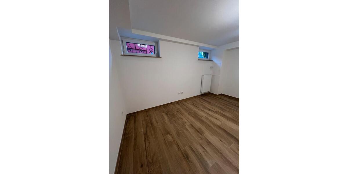 Etagenwohnung Sundern (Sauerland) - 4 Zimmer, 60 m&sup2;, 450&euro; | Angebot:26409894