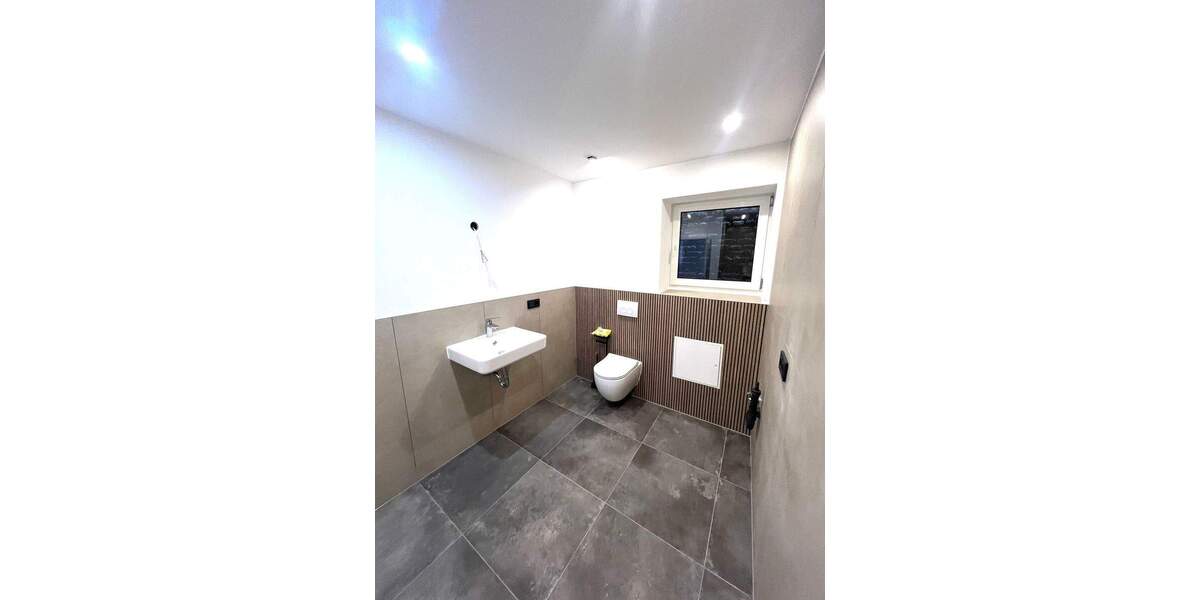 Zimmer Nußbaum - 3 Zimmer, 85 m&sup2;, 950&euro; | Angebot:25683777