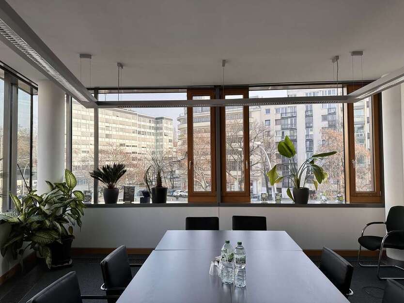 Büro in Berlin 6.648 € 277 m²