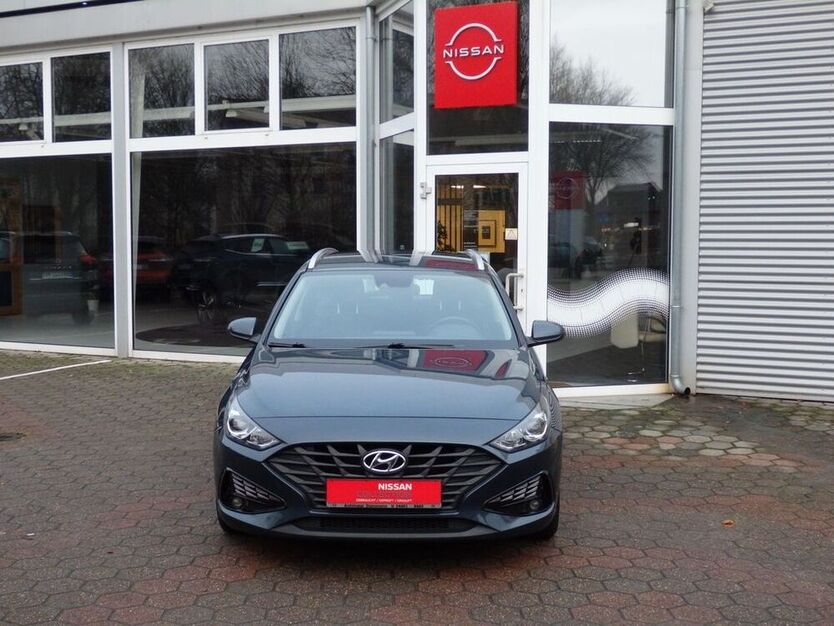 i30