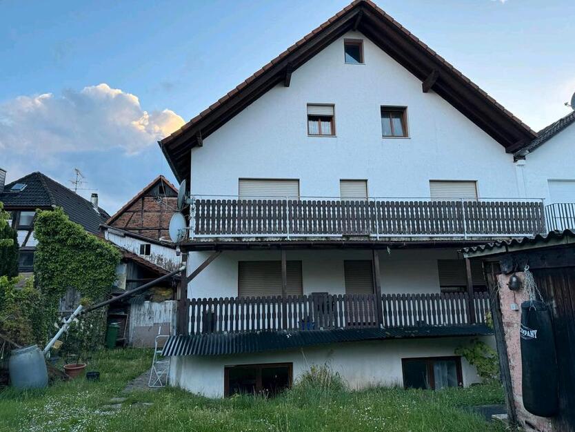 Mehrfamilienhaus