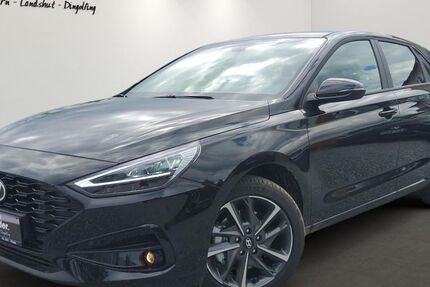 Hyundai i30 25.200 km 18.450 &euro; Berglern 85459