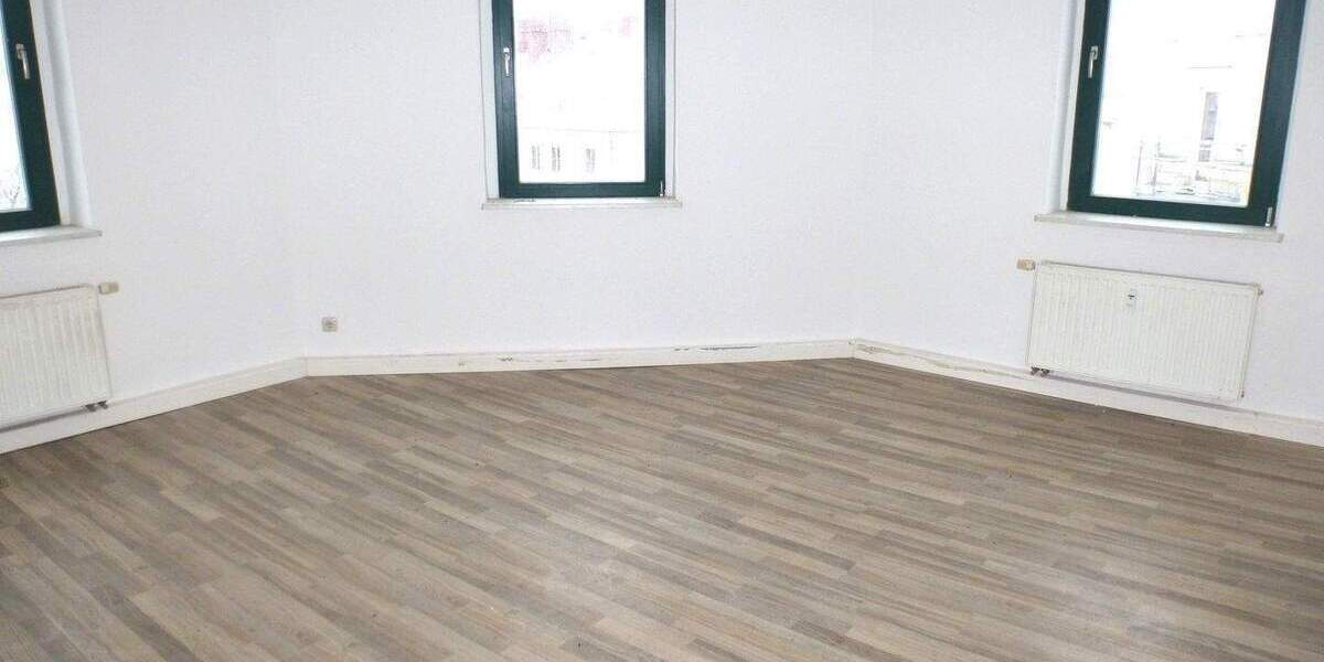 Etagenwohnung Chemnitz Lutherviertel - 3 Zimmer, 63 m&sup2;, 350&euro; | Angebot:26471025