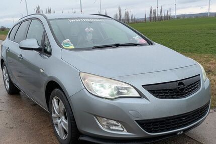Opel Astra 312.500 km 2.249 &euro; Allstedt 06542