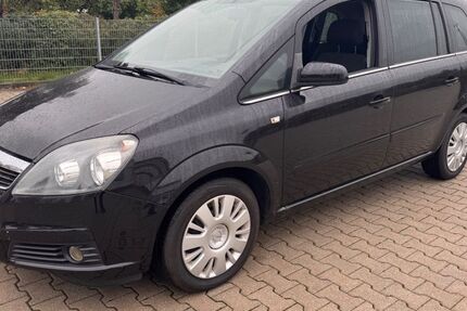 Opel Zafira 169.890 km 3.999 € München 81825