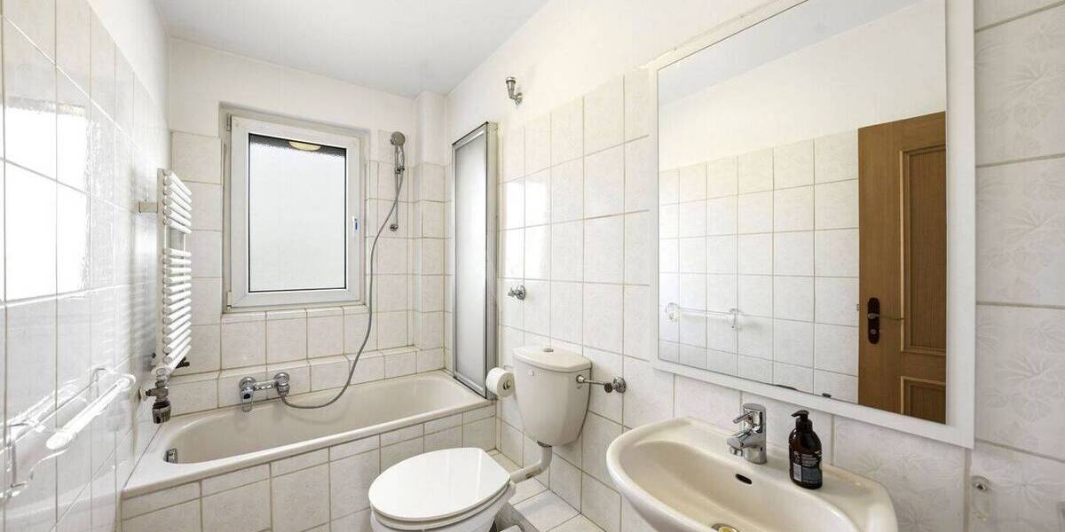 Reihenmittelhaus Berlin Lankwitz - 3 Zimmer, 82 m&sup2;, 425.000&euro; | Angebot:26276100