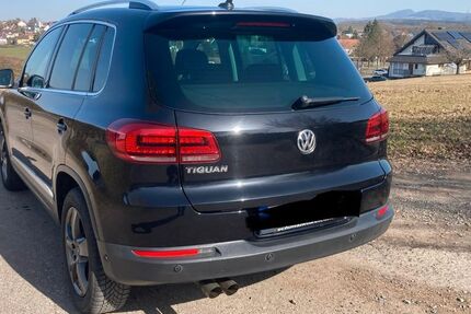 VW Tiguan 80.000 km 13.500 &euro; Künzell 36093