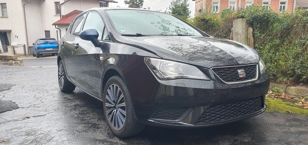Seat Ibiza 72.000 km 8.900 &euro; Lauf 91207