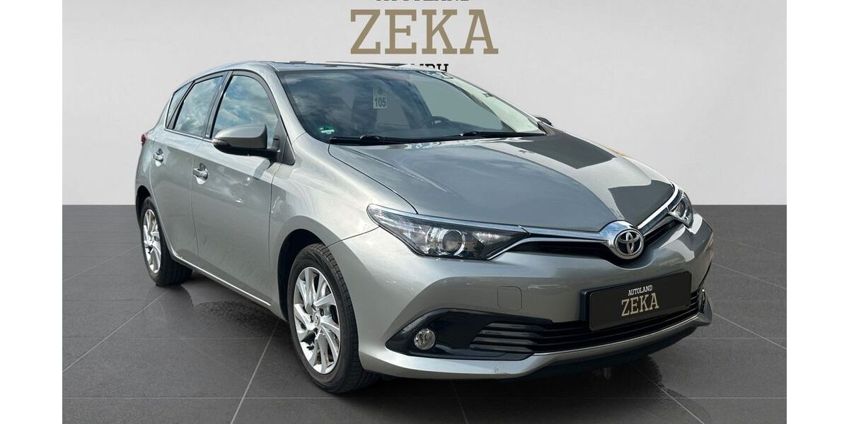 Toyota Auris 98.075 km 7.900 &euro; Lindlar 51789
