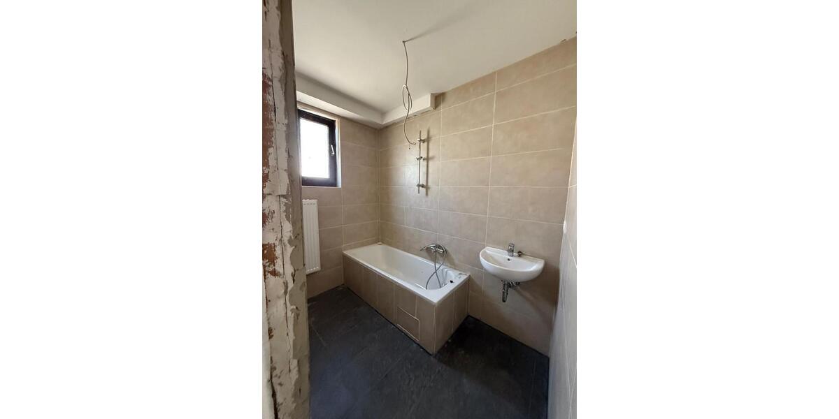 Etagenwohnung Mannheim Almenhof - 3 Zimmer, 85 m&sup2;, 1.250&euro; | Angebot:26036236