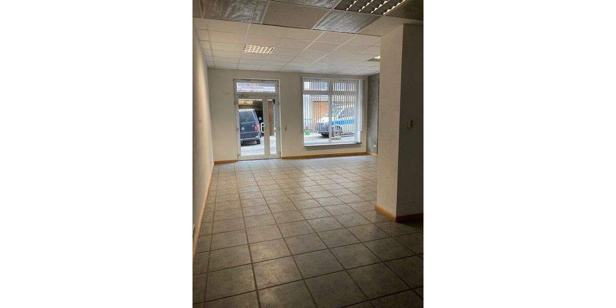 Moderne Gewerbeeinheit in Top-Zentrumslage von Gotha 2 zimmer