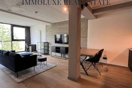 Exklusives & möbliertes Apartment im kernsanierten Bunker - Design, Komfort & Geschichte
