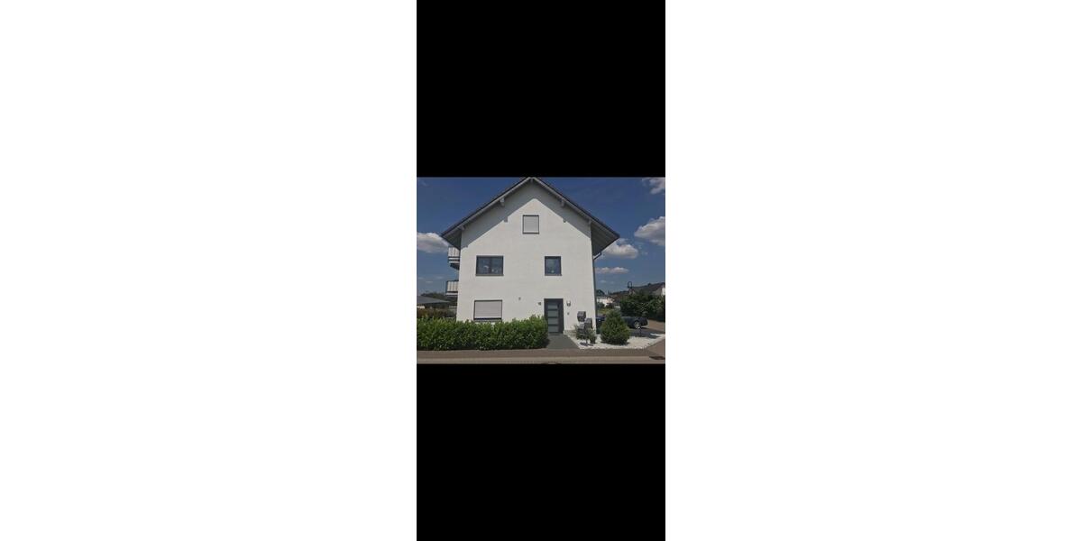 Dachgeschoßwohnung Urmitz - 3 Zimmer, 83 m&sup2;, 1.308&euro; | Angebot:26692686