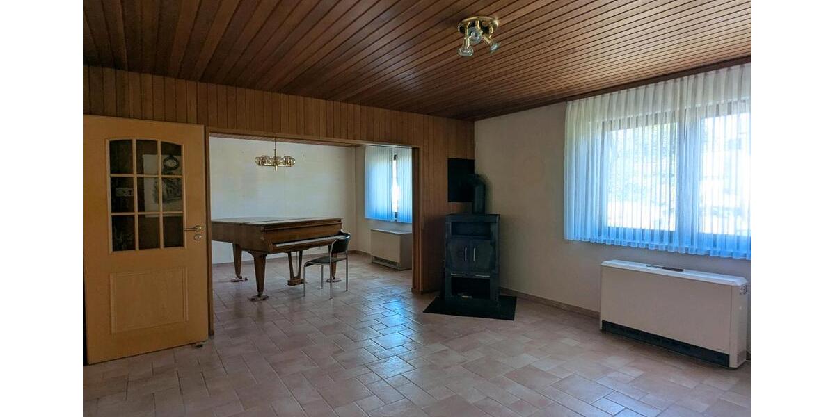 Einfamilienhaus Blieskastel - 5 Zimmer, 156 m&sup2;, 182.000&euro; | Angebot:27014469