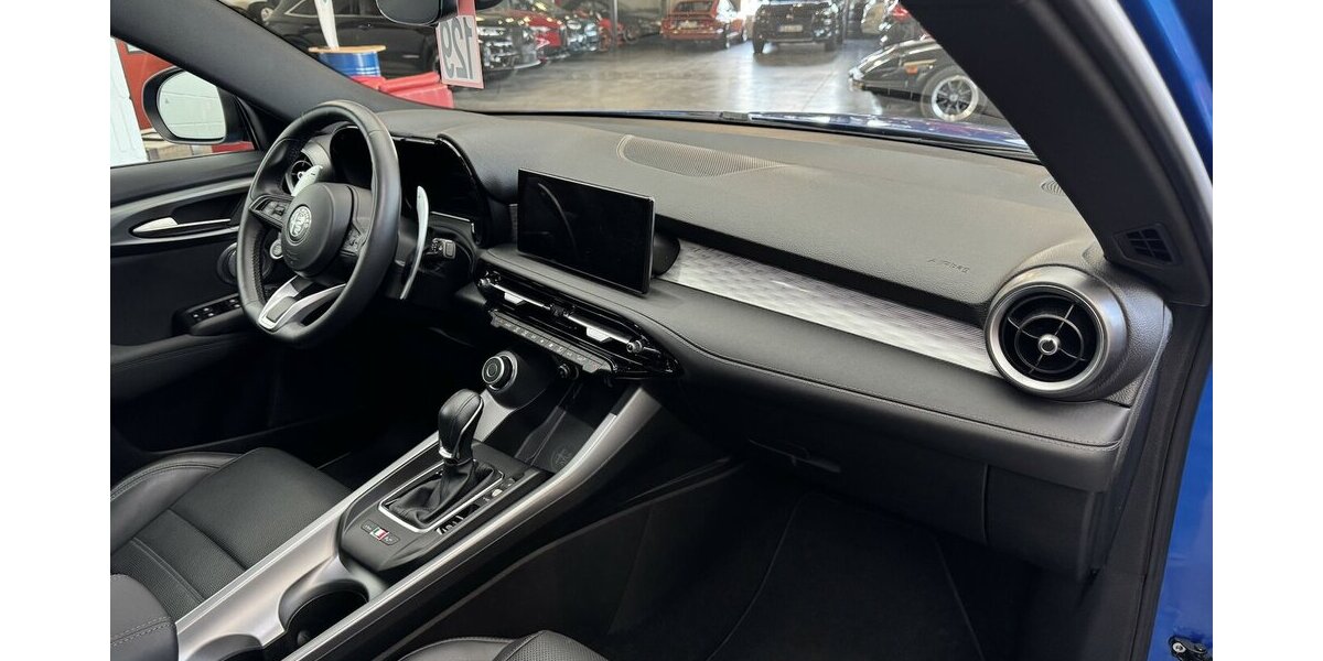 Alfa Romeo Tonale Edizione Speciale Q4 Plug-In-Hybrid AWD 22.700 km 31.880 &euro; Lich 35423