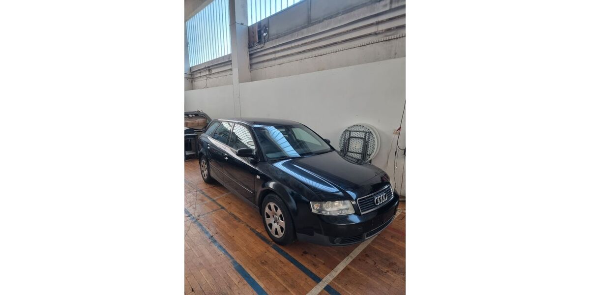 Audi A4 311.000 km 1.199 &euro; Oranienbaum-Wörlitz 06785