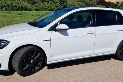 VW Golf 42.000 km 18.499 &euro; Büddenstedt 38372