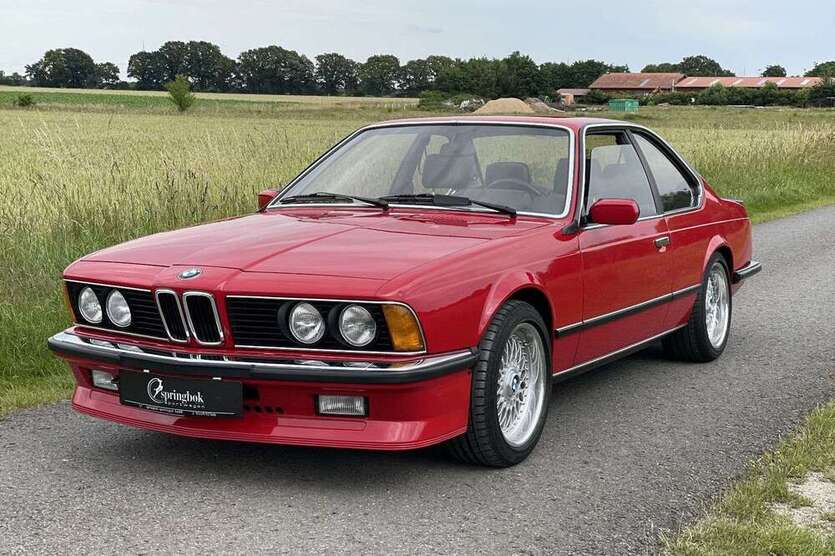 635
