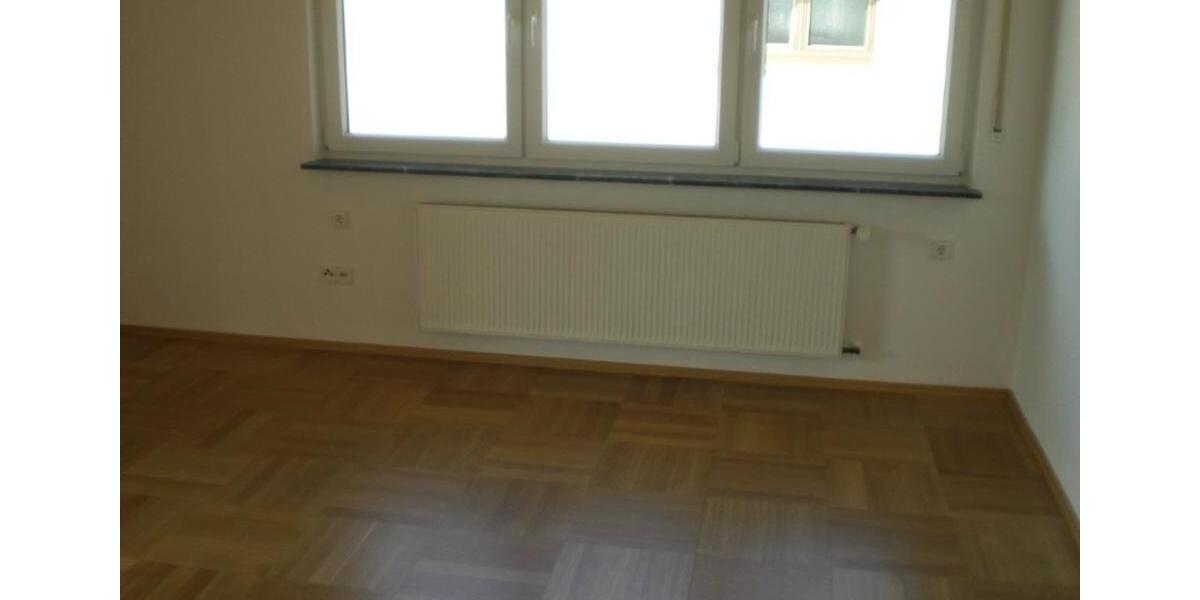 Etagenwohnung Nürtingen - 3 Zimmer, 81 m&sup2;, 295.000&euro; | Angebot:24863816