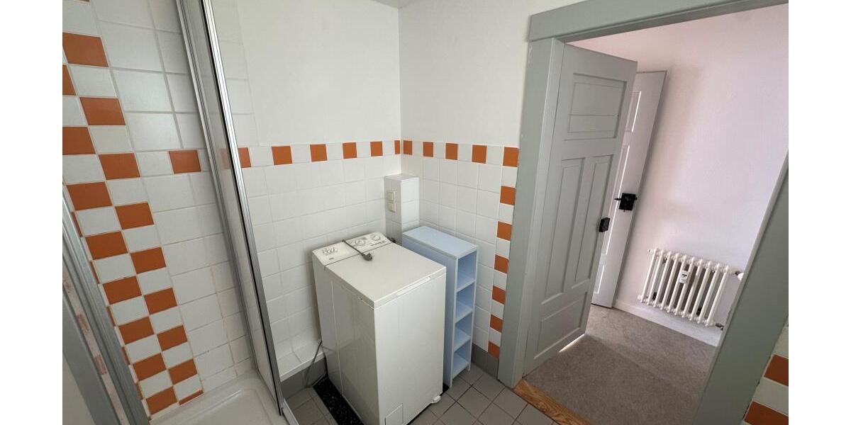 Möblierte 1-Raum Atelierwohnung mit Echtholzboden im ruhigen Hinterhaus - Appartement Gera Pforten | Angebot:26232900