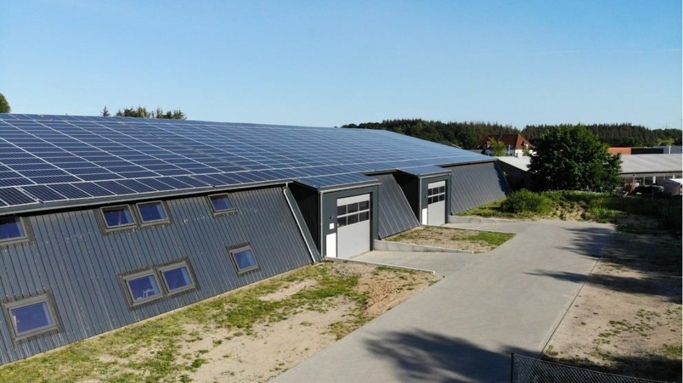 655 m² große Halle in zentraler Lage in 24837 Schleswig zu vermieten.